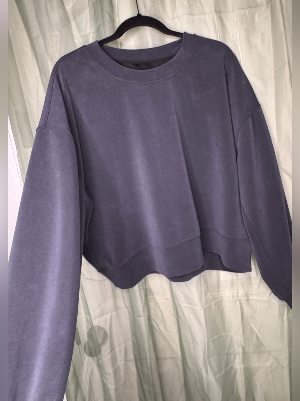 Lululemon Perfectly Oversized Cropped Crew Softstreme fabric